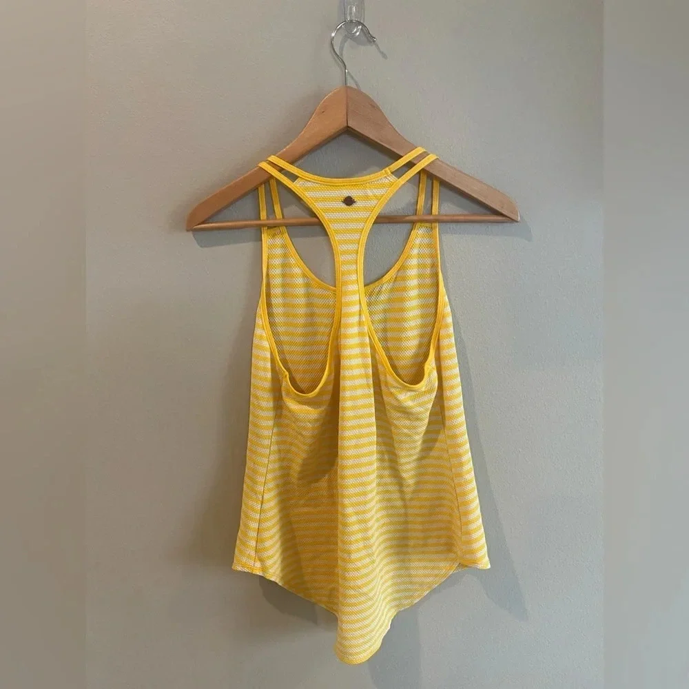 CALIA‎ BY CARRIE UNDERWOOD Striped Yellow Athletic Razorback Tank Top Small - Picture 2 of 9